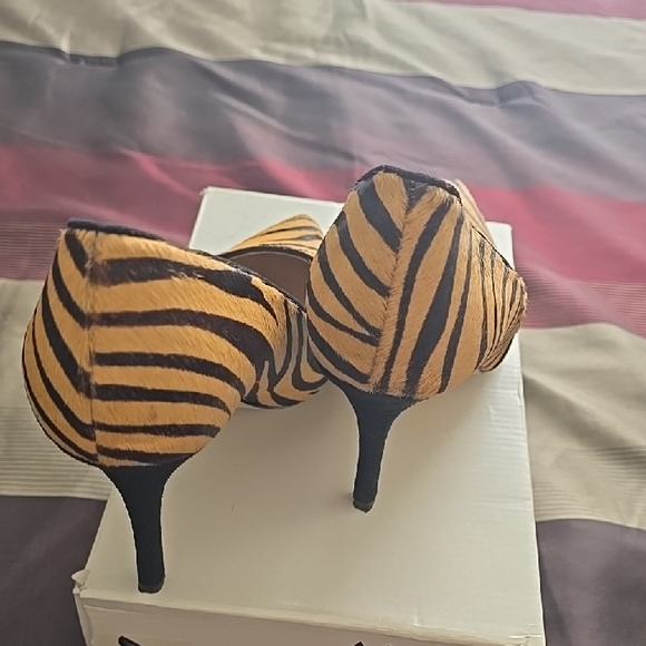 Aldo Women's Zebra Print Heels - Picture 4 of 9